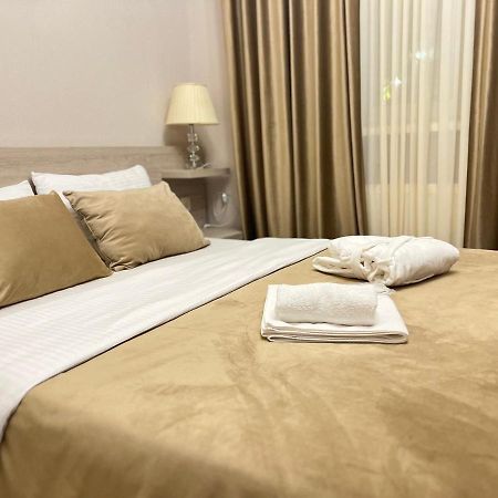 Family Hotel Triston Tbilisi Eksteriør bilde