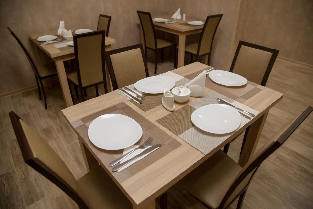 Family Hotel Triston Tbilisi Eksteriør bilde