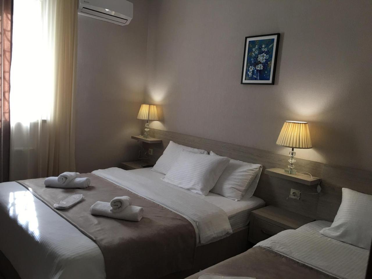 Family Hotel Triston Tbilisi Eksteriør bilde