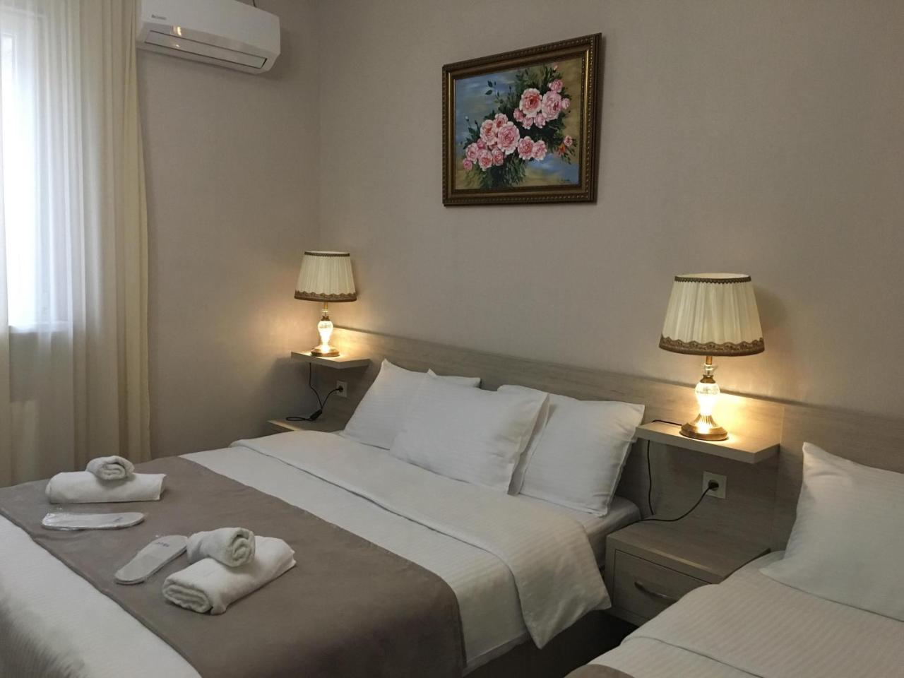 Family Hotel Triston Tbilisi Eksteriør bilde